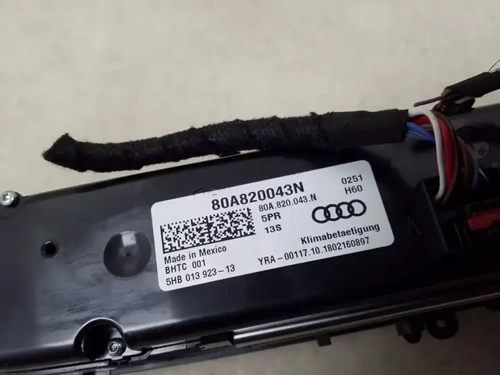 Audi Q5 SQ5 (2017 - ) 80A820043N Блок управления кондиционером — фото 2