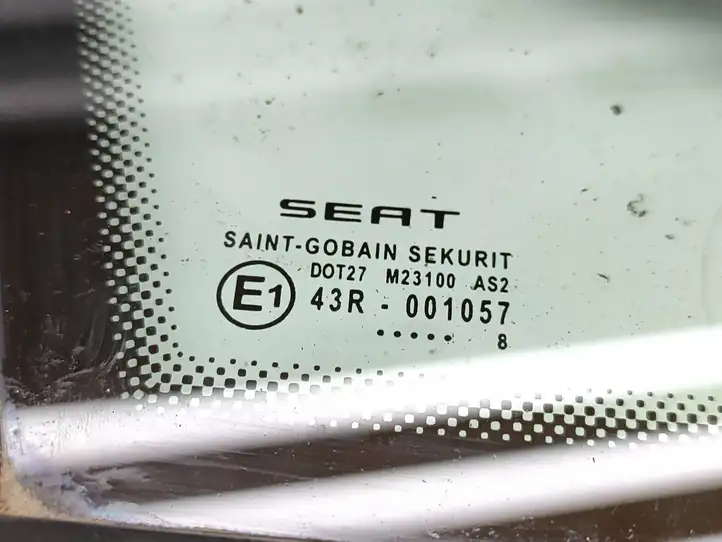 Seat Altea (2004 - 2009) 43R001057 Треугольное стекло кузова — фото 3