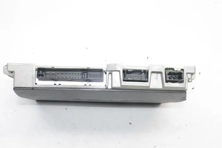 Audi A8 S8 D4 4H (2010 - 2014) 4G0035223A Усилитель звука — фото 6