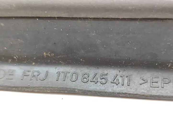 Volkswagen Touran I (2003 - 2010) 1T0845411 Треугольное стекло кузова — фото 3