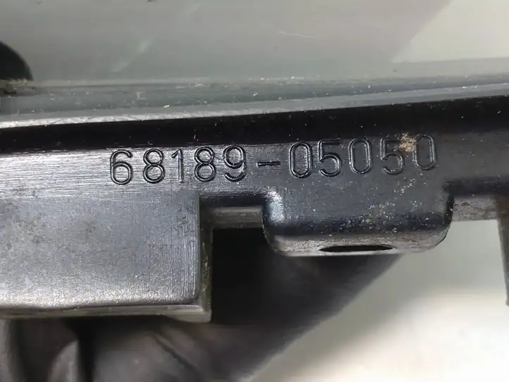 Toyota Avensis T250 (2003 - 2006) 43R00048 Форточка двери — фото 3