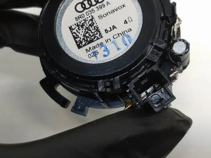Audi A4 S4 B8 8K (2007 - 2011) 8r0035398a Твитер задних дверей — фото 3