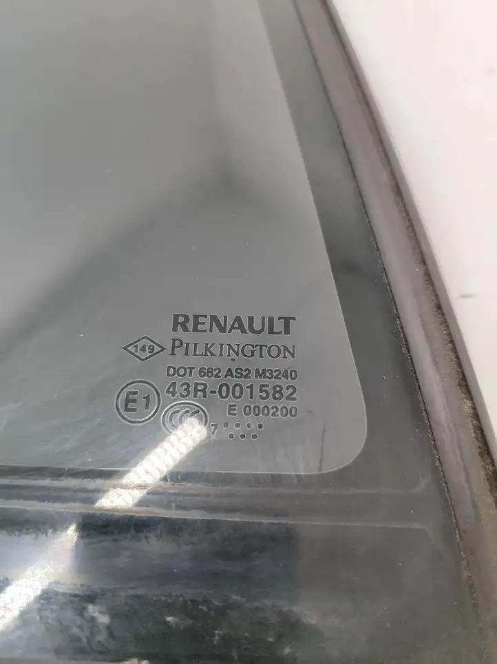 Renault Laguna III (2007 - 2015) 43R001582 Заднее боковое стекло — фото 8