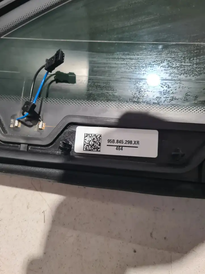 Porsche Macan (95B) (2019 - ) 95B845298XR Заднее боковое стекло — фото 3