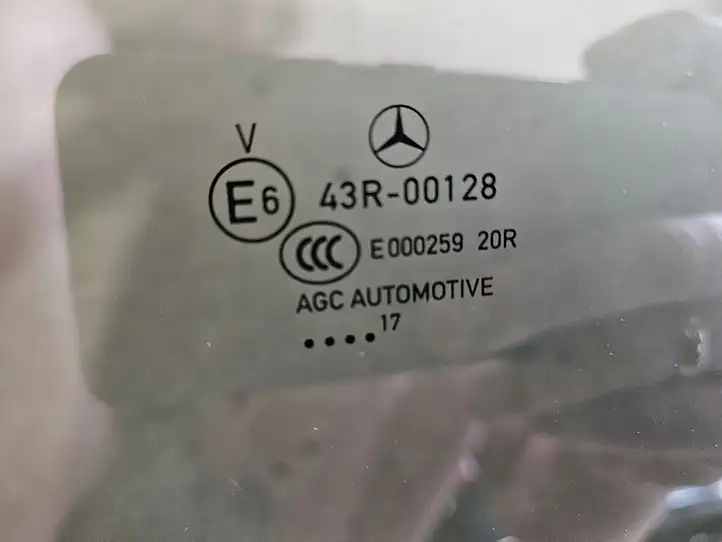 Mercedes-Benz E W238 (2017 - ) A2386703100 Заднее боковое стекло — фото 4