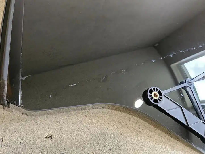 Mercedes-Benz E W238 (2017 - ) A2386703100 Заднее боковое стекло — фото 6