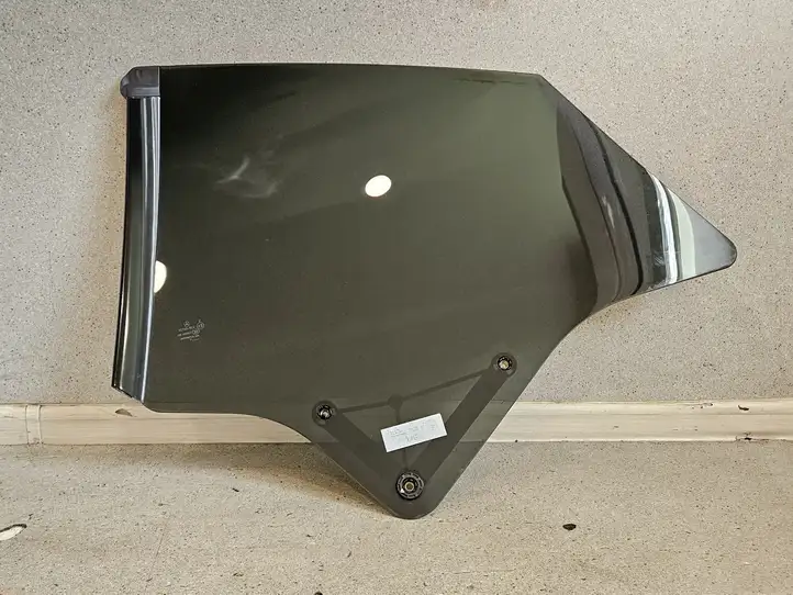 Mercedes-Benz E W238 (2017 - ) A2386703200 Заднее боковое стекло — фото 10
