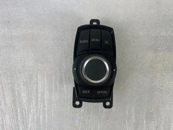 BMW 3 F30 F35 F31 (2012 - 2018) 938167801 Контроллер мультимедийной системы — фото 1