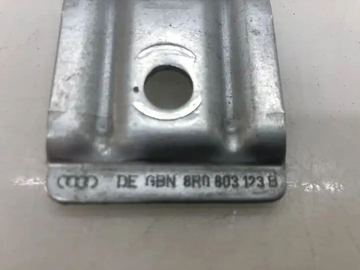 Audi Q5 SQ5 (2008 - 2012) 8R0803123B Держатель аккумулятора — фото 4