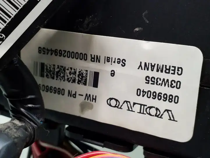 Volvo V70 (2000 - 2004) 08696040 Блок предохранителей — фото 6