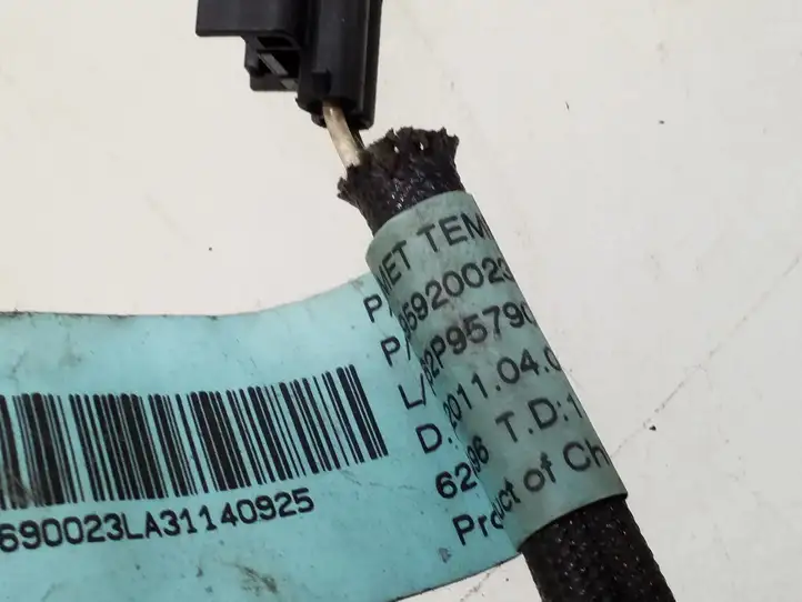 Chevrolet Captiva (2013 - 2016) 95920023 Прочая электропроводка — фото 3