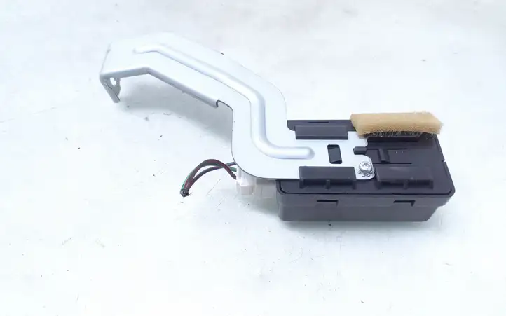Mazda 6 (2007 - 2009) GP9F675DZ Блок бесключевого доступа — фото 2
