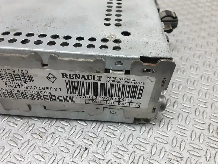 Renault Modus (2004 - 2007) 7700433948D Магнитола / мультимедийная система — фото 2