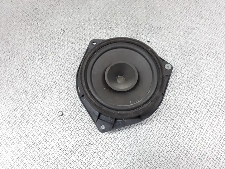 Toyota Corolla Verso AR10 (2004 - 2009) 8616002370 Динамики передних дверей — фото 1