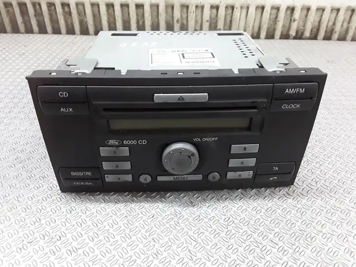 Ford Focus (2005 - 2008) 6S6118C815AG Магнитола / мультимедийная система — фото 1
