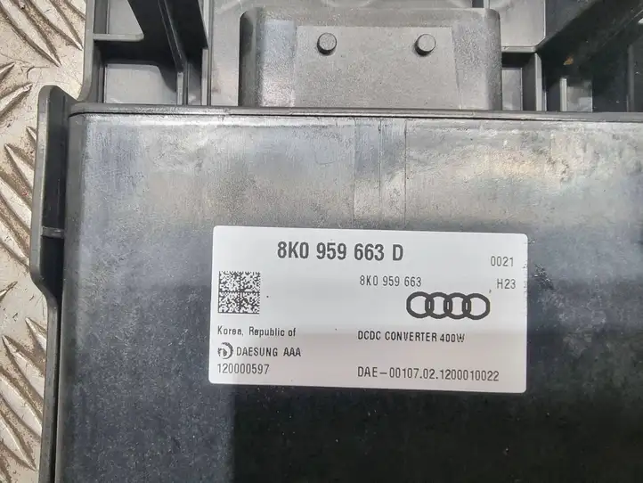 Audi A1 (2010 - 2014) 8K0959663D Преобразователь напряжения — фото 6