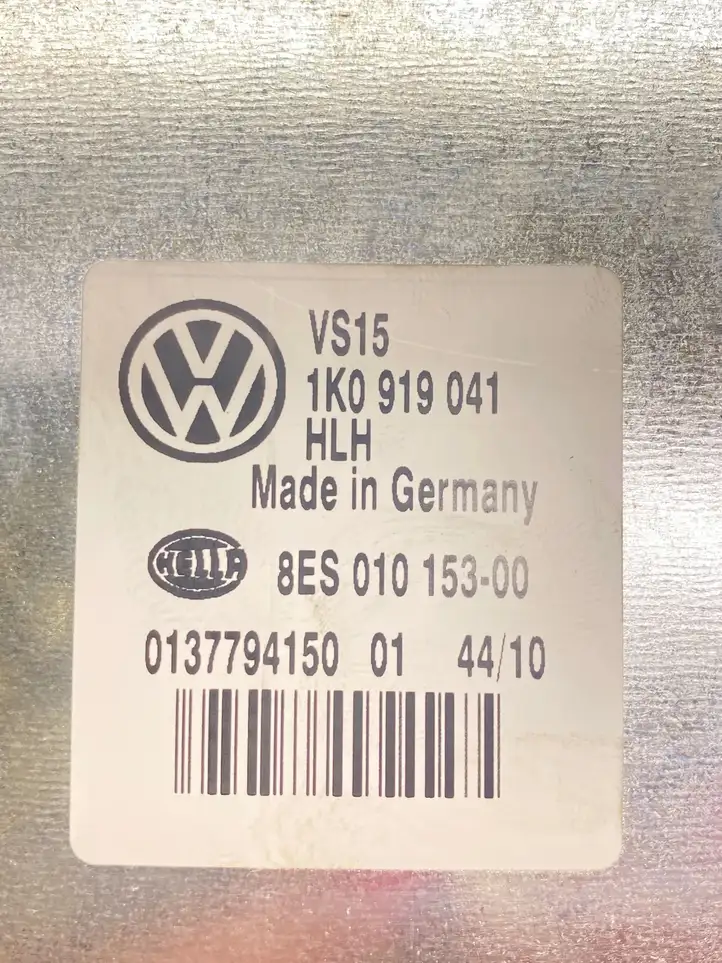 Volkswagen Golf VI (2009 - 2013) 1K0919041 Блок управления электропитанием — фото 7