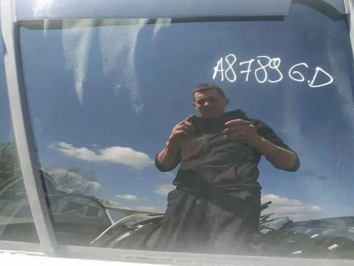 Volvo XC90 (2002 - 2006) Стекло задней двери — фото 1