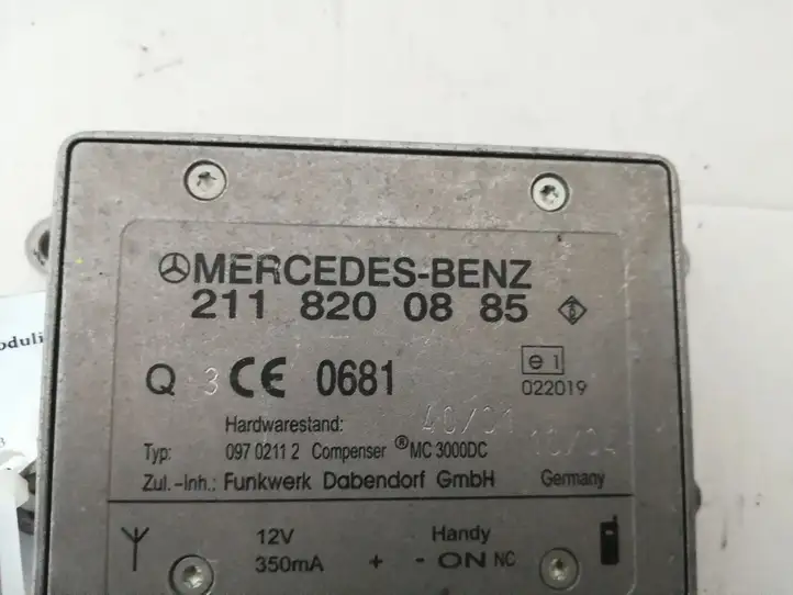 Mercedes-Benz E W211 (2002 - 2009) A2118200885 Усилитель антенны — фото 3