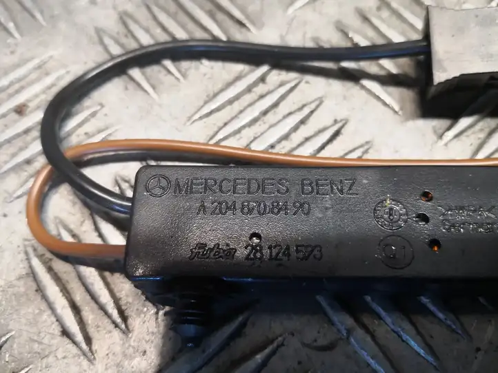 Mercedes-Benz C W204 (2007 - 2014) 2048708490 Усилитель антенны — фото 4