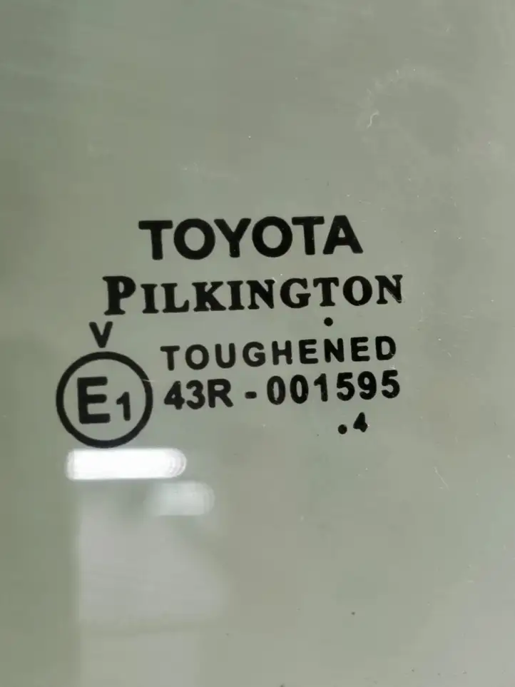 Toyota Auris E180 (2012 - 2018) E143R001595 Стекло задней двери — фото 3
