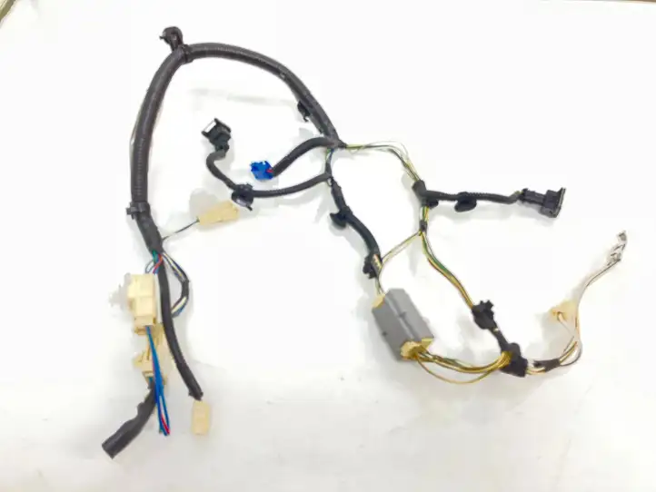 Toyota Avensis T250 (2006 - 2009) 8218505081 Жгут проводов крышки багажника — фото 1