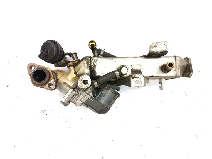 BMW 3 F30 F35 F31 (2012 - 2018) 7810751 Охладитель клапана EGR — фото 8
