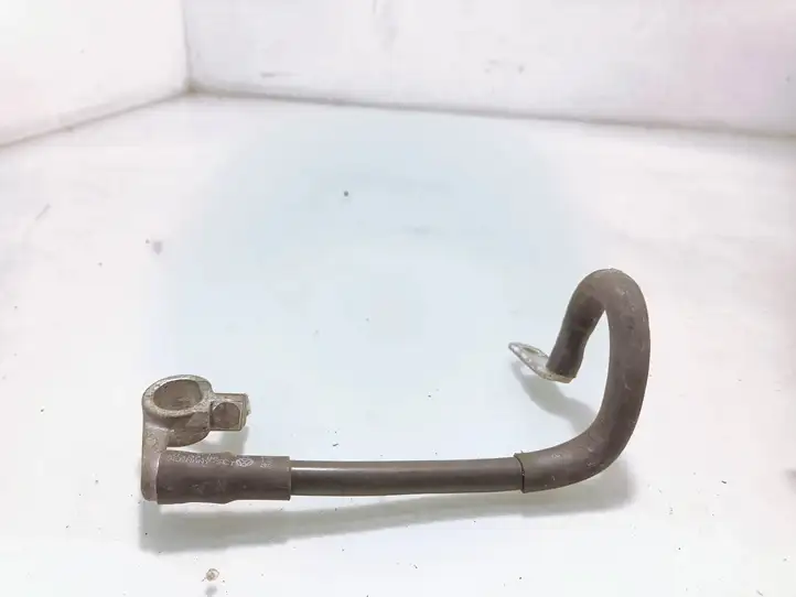 Skoda Octavia Mk2 (1Z) (2004 - 2013)  1T0971235A Минусовый провод (аккумулятора)