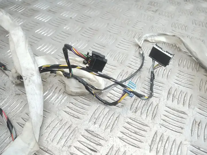 Opel Astra J (2009 - 2012) Прочая электропроводка — фото 2