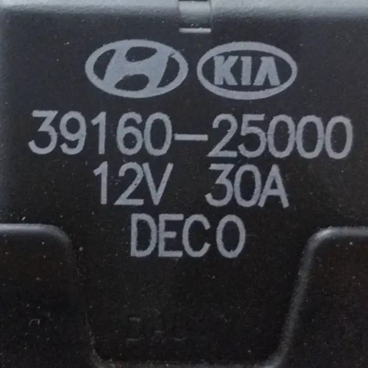 Hyundai i30 (2007 - 2012) 3916025000 Блок предохранителей — фото 9