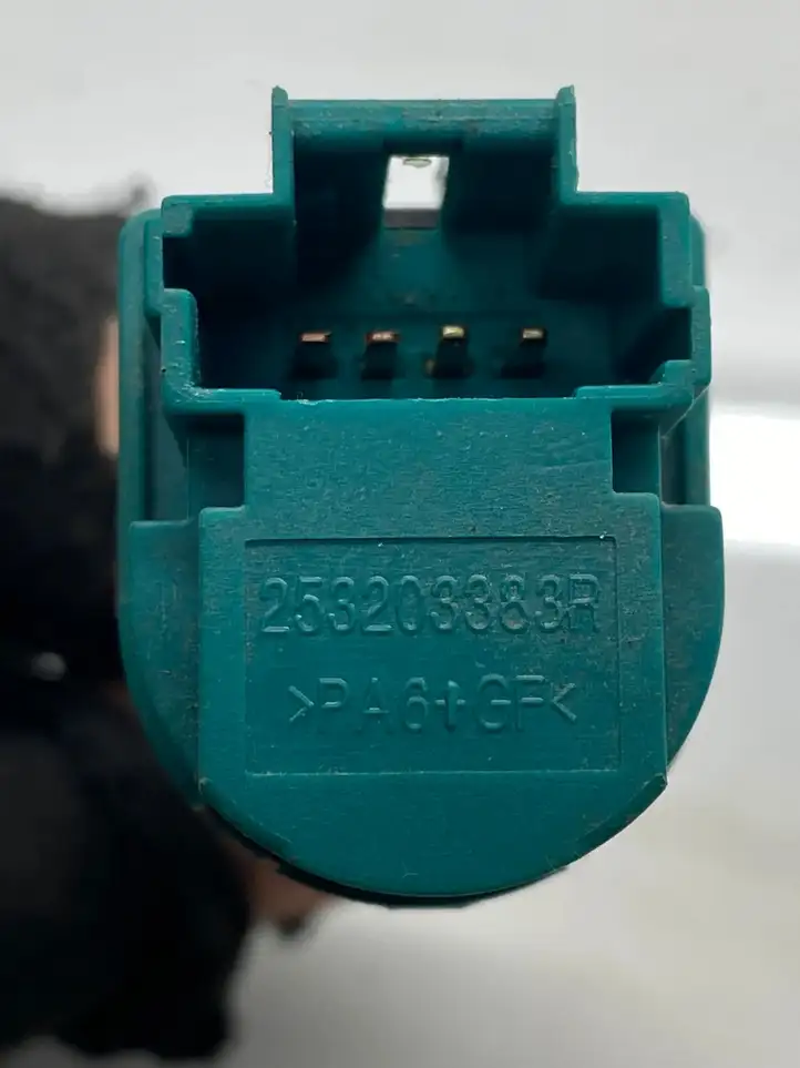 Renault Trafic III (X82) (2014 - )  253203383R Датчик тормозной педали