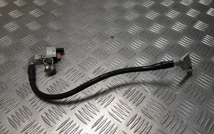 BMW X1 F48 F49 (2015 - 2022) 61216821203 Минусовой провод аккумулятора — фото 2