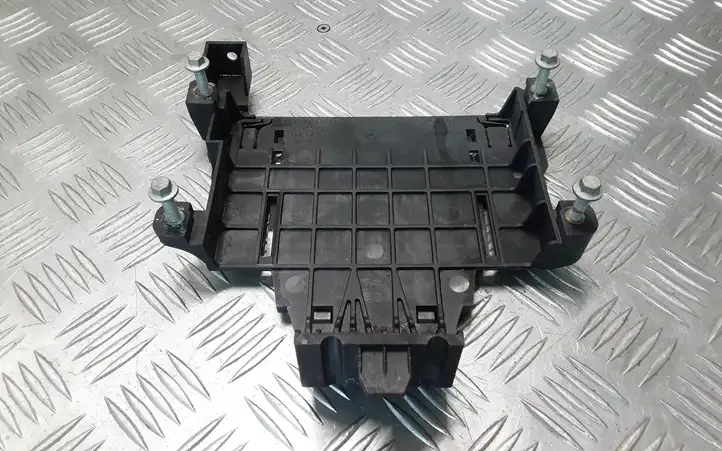 Volvo XC60 (2008 - 2013) 30729835 Кронштейн ЭБУ двигателя — фото 2