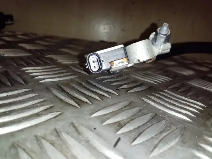 Volvo XC90 (2019 - ) 31376758 Минусовой провод аккумулятора — фото 3