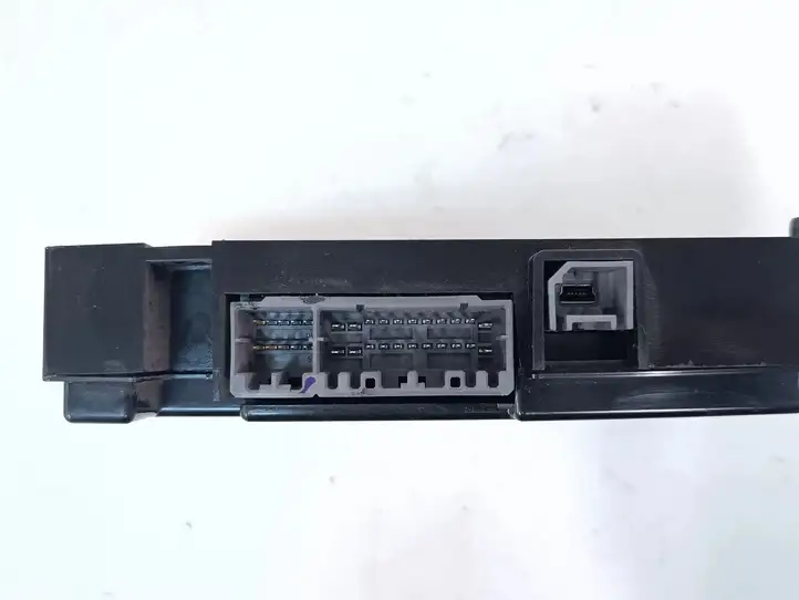 Chrysler Town & Country V (2010 - 2016) 05091960AA Bluetooth модуль — фото 2