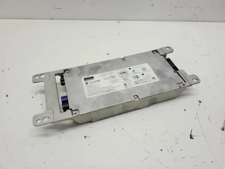 BMW X5M E70 (2010 - 2013) 8410925716301 Bluetooth модуль — фото 3