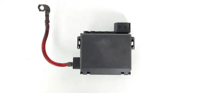 Audi A3/S3 8L (2000 - 2003)   Блок предохранителей