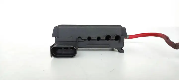 Audi A3/S3 8L (2000 - 2003)   Блок предохранителей