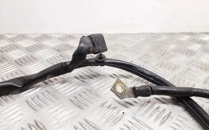 Audi A1 (2010 - 2014) 6R0971349FL Плюсовой провод аккумулятора — фото 4
