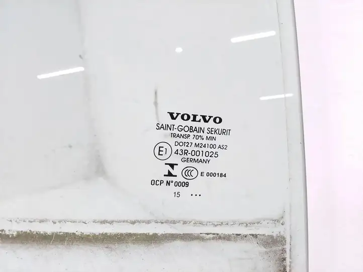 Volvo XC60 (2013 - 2017) Заднее стекло — фото 2