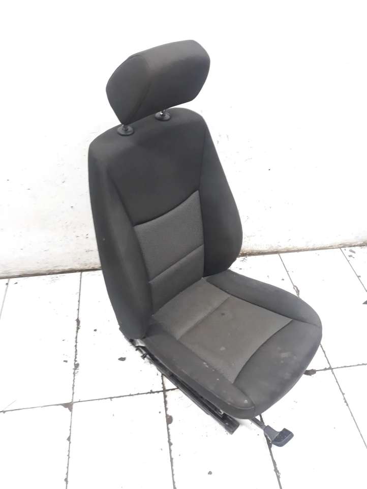 87715361907U BMW 3 E90 E91 Priekinė vairuotojo sėdynė