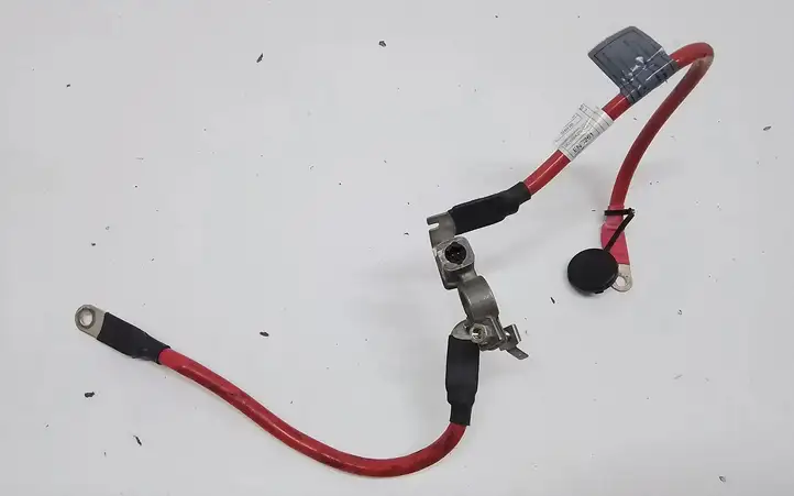 BMW (2013 - 2017) 9259424 Плюсовой провод аккумулятора — фото 1