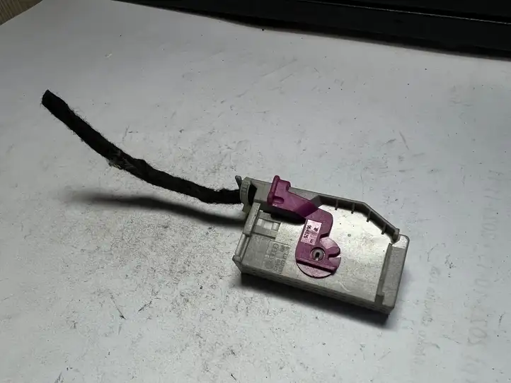 Seat Leon (1P) (2005 - 2012) 1J0972977G Прочая электропроводка — фото 1