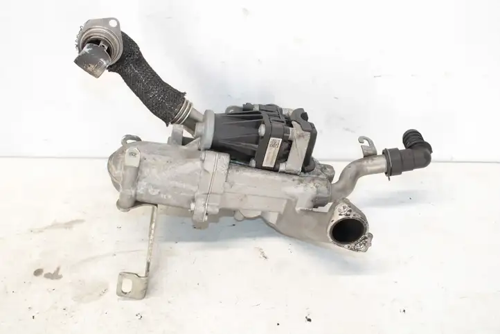 Ford Focus (2011 - 2015) 9802194080 Охладитель клапана EGR — фото 3