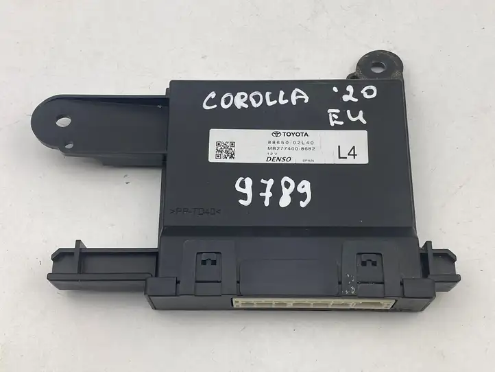 Toyota Corolla E210 E21 (2018 - ) 8865002L40 Блок управления кондиционером — фото 1