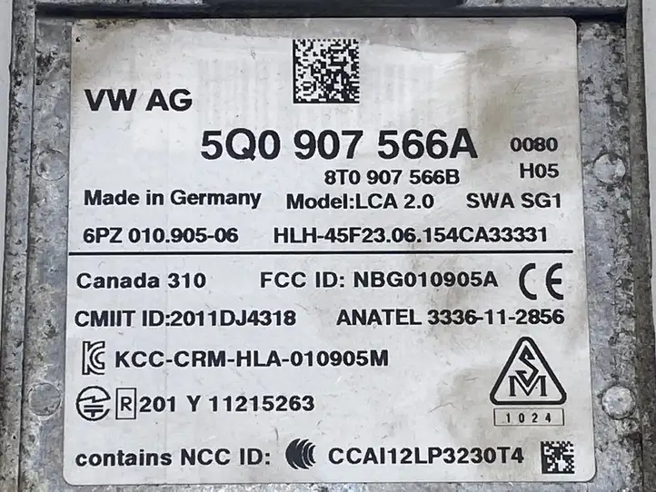 Audi A3/S3 8V (2012 - 2016) 8T0907566B Радар контроля слепых зон — фото 5