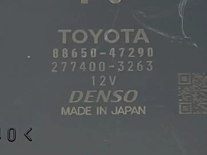 Toyota Prius Prime (2017 - ) 8865047290 Модуль управления кондиционером — фото 6