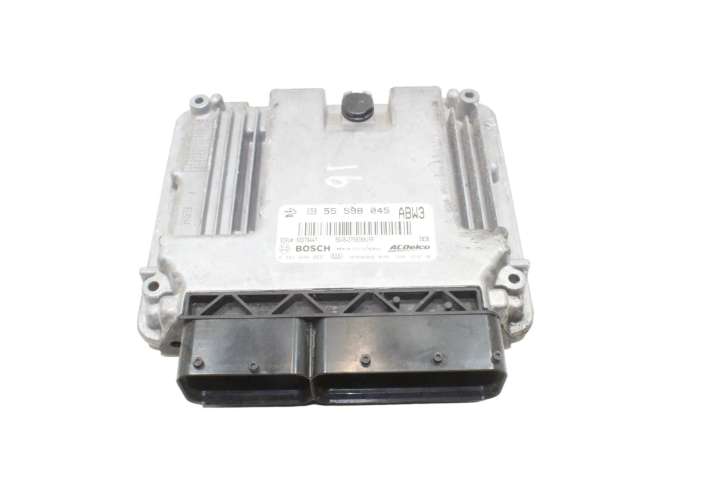 55598045 Opel Astra J Variklio valdymo blokas