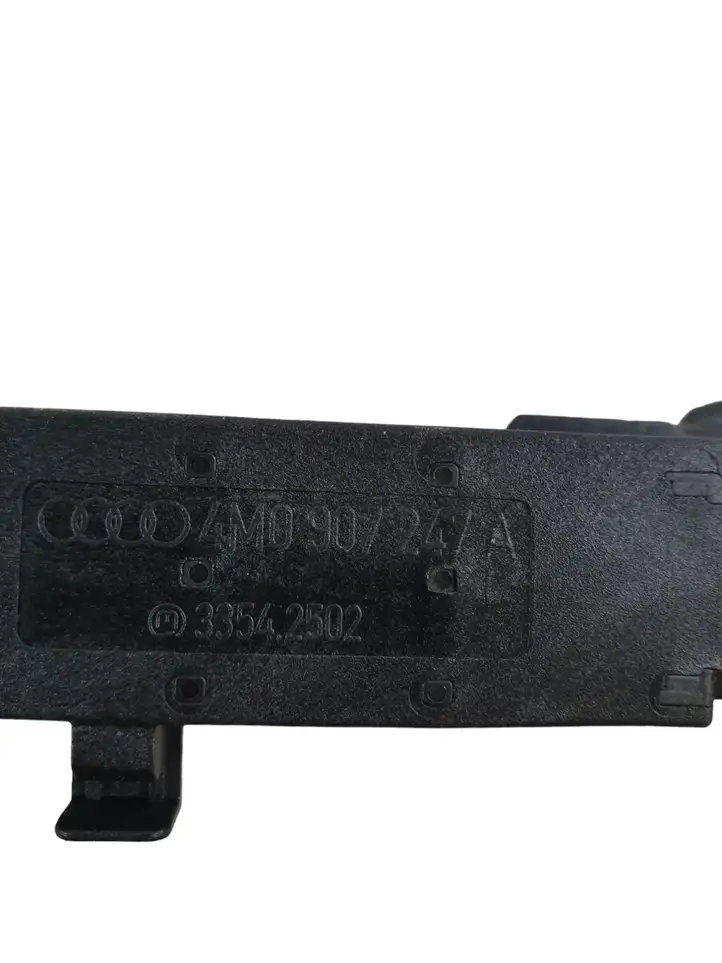 Audi A4 S4 B9 (2015 - 2019) 4M0907247A Блок бесключевого доступа — фото 5