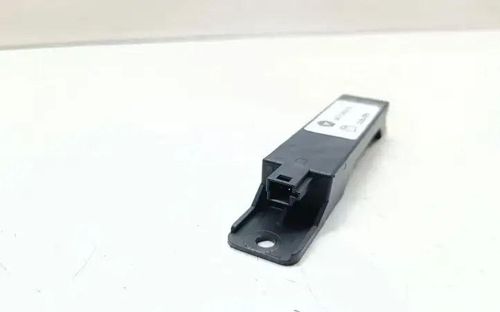 Jeep Grand Cherokee (2010 - 2021) 04725857AA Блок бесключевого доступа — фото 2